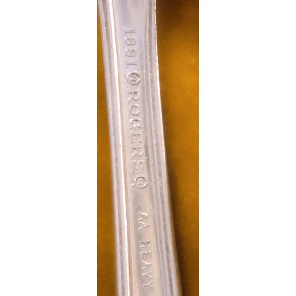 Oneida Silver Keswick 1881 AA Heavy Round Bowl Soup Spoon  7